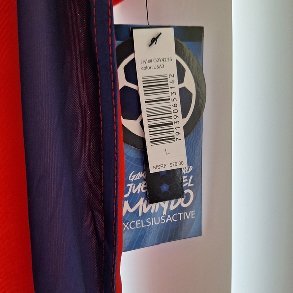 NWT Large XCelsius Active United States USA Futbol Soccer Jersey Shirt MSRP $70 - Picture 3 of 6